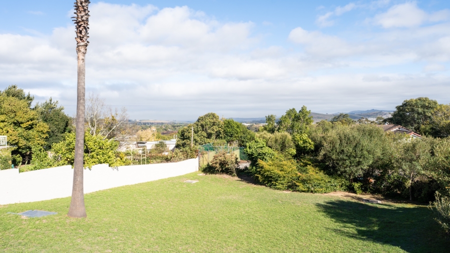 5 Bedroom Property for Sale in Uniepark Western Cape